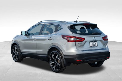 Used 2022 Nissan Rogue Sport SL w/ Premium Package image 6