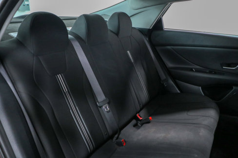 Used 2022 Hyundai Elantra SEL image 26