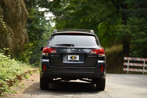 Used 2012 Subaru Outback 2.5i Premium image 11