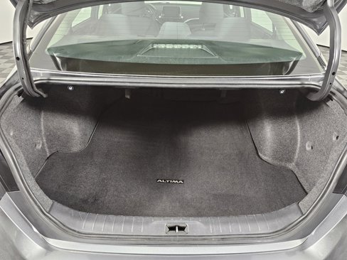 Used 2023 Nissan Altima 2.5 SV image 18