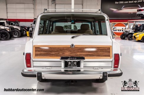 Used 1991 Jeep Grand Wagoneer image 7