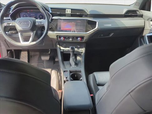 Used 2021 Audi Q3 2.0T Premium image 13