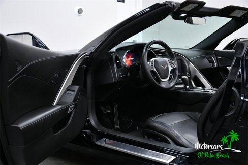 Used 2014 Chevrolet Corvette Stingray Convertible w/ 2LT Preferred Equipment Group image 18