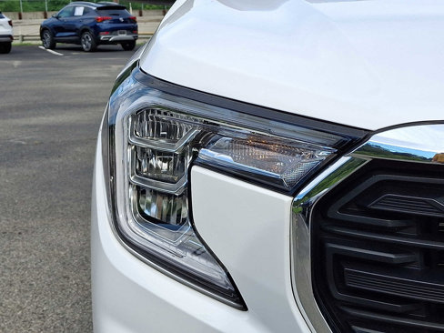 Certified 2022 GMC Terrain SLE w/ Driver Convenience Package image 10