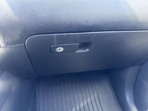 Used 2021 Kia Sorento LX image 18