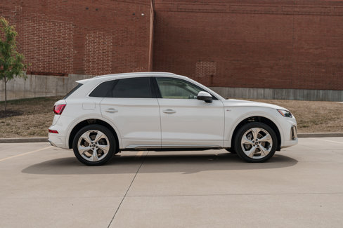 Used 2022 Audi Q5 2.0T Premium Plus w/ Premium Plus Package image 3