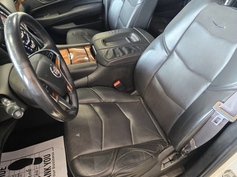 Used 2015 Cadillac Escalade ESV Premium image 13