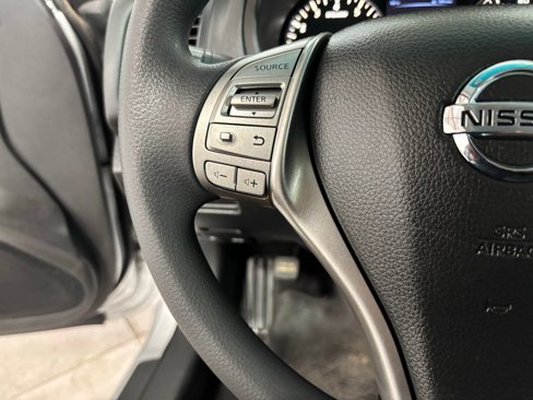 Used 2015 Nissan Altima 2.5 S w/ Power Driver Seat Package image 21