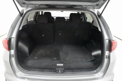 Used 2020 Kia Sportage LX image 11