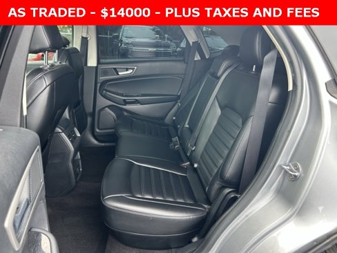 Used 2020 Ford Edge SEL image 15