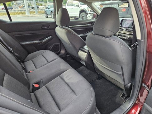 Used 2023 Nissan Altima 2.5 SV image 12