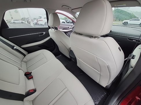 Used 2023 Hyundai Sonata SEL w/ Cargo Package image 19