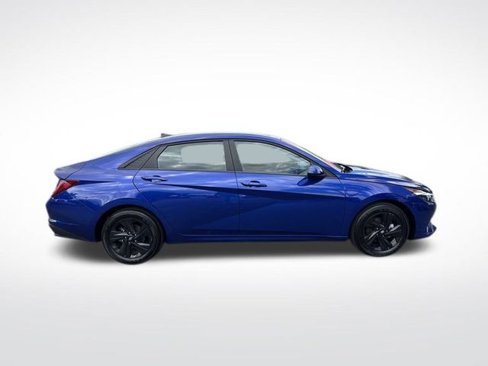 Certified 2023 Hyundai Elantra Blue image 6