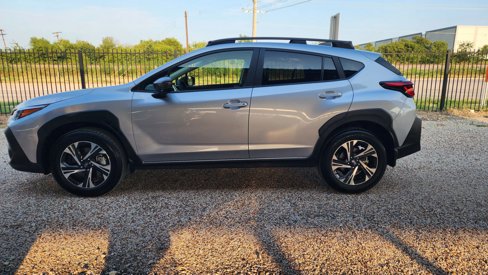 Used 2024 Subaru Crosstrek 2.0i Premium image 5