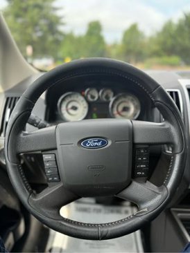 Used 2010 Ford Edge SEL image 16