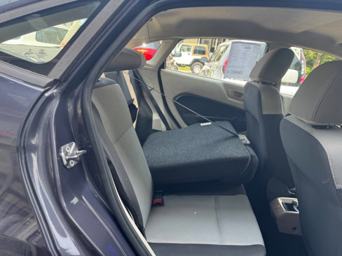 Used 2013 Ford Fiesta S image 19