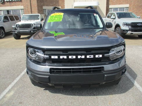 Used 2024 Ford Bronco Sport Outer Banks w/ Tech Package image 2
