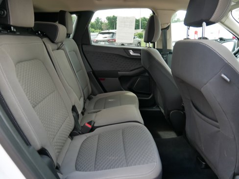 Used 2020 Ford Escape SE image 24