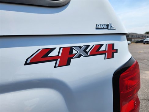Used 2018 Chevrolet Silverado 1500 LT w/ All Star Edition image 13