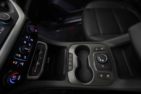 Used 2020 GMC Acadia SLT w/ Driver Alert Package II image 41