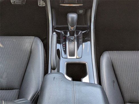 Used 2016 Honda Accord Sport image 19