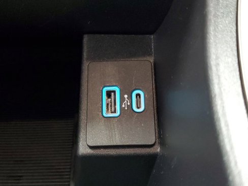 Used 2024 Ford Edge SEL image 30