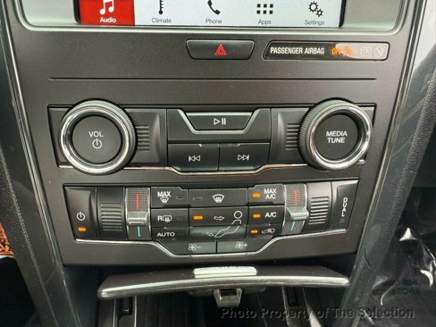 Used 2018 Ford Explorer XLT w/ Equipment Group 201A image 29