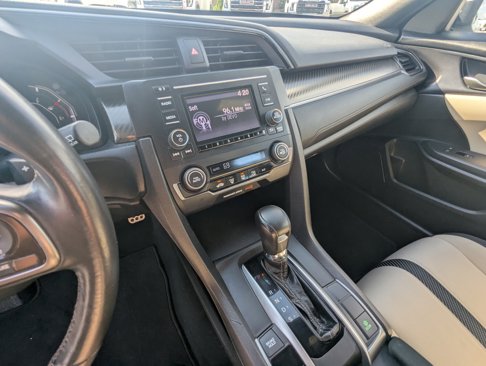 Used 2017 Honda Civic Sport image 10
