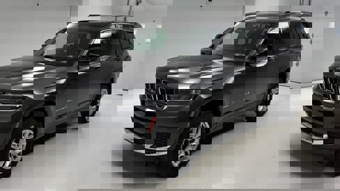 Certified 2021 Jeep Grand Cherokee L Laredo w/ Luxury Tech Group I image 1