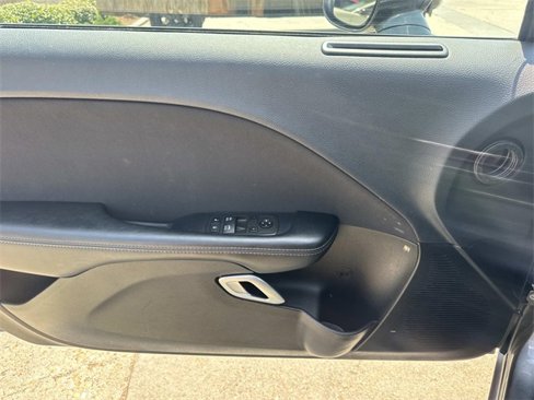 Used 2022 Dodge Challenger GT image 15