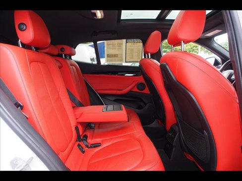 Used 2019 BMW X2 sDrive28i w/ Convenience Package image 13