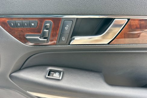 Used 2013 Mercedes-Benz E 550 Coupe image 21