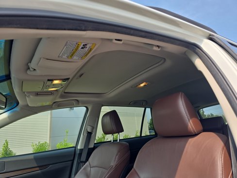 Used 2013 Subaru Outback 2.5i Limited w/ Special Appearance Pkg image 4