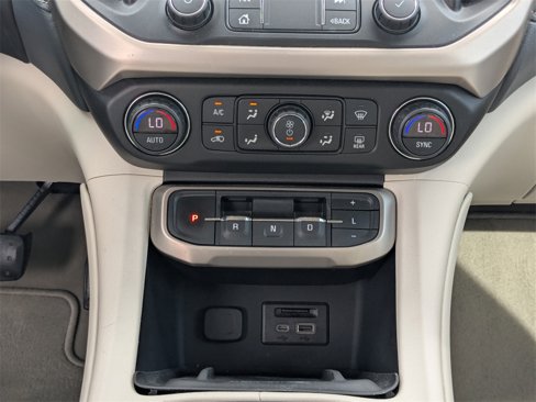 Used 2020 GMC Acadia Denali image 20