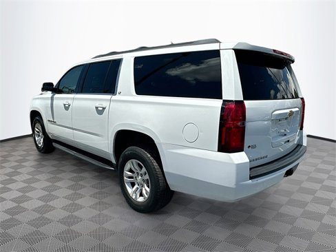 Used 2018 Chevrolet Suburban LT image 5