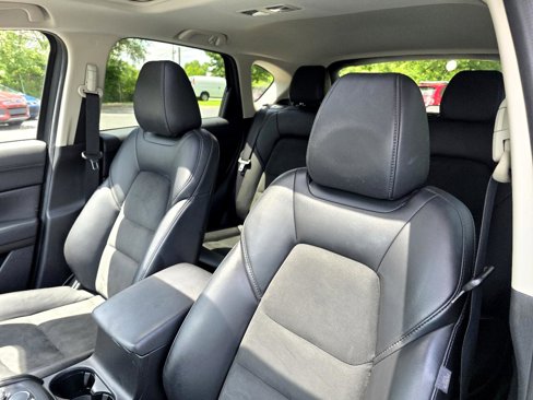 Used 2019 MAZDA CX-5 Touring image 16