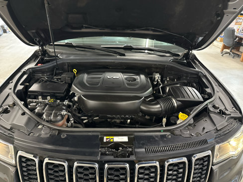 Used 2018 Jeep Grand Cherokee Limited image 64