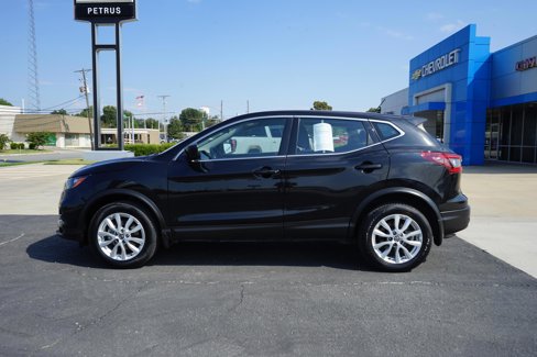 Used 2020 Nissan Rogue Sport S w/ Appearance Package image 2