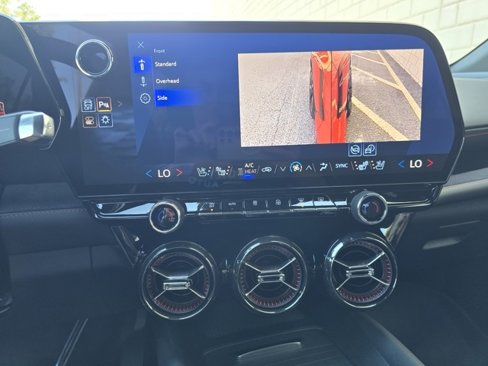 Used 2024 Chevrolet Blazer EV RS image 43