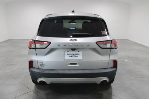 Used 2020 Ford Escape SE image 8