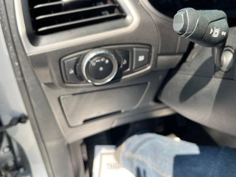 Used 2024 Ford Edge SEL image 13