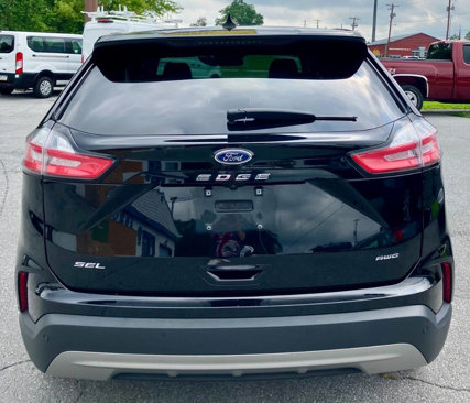 Used 2022 Ford Edge SEL image 5