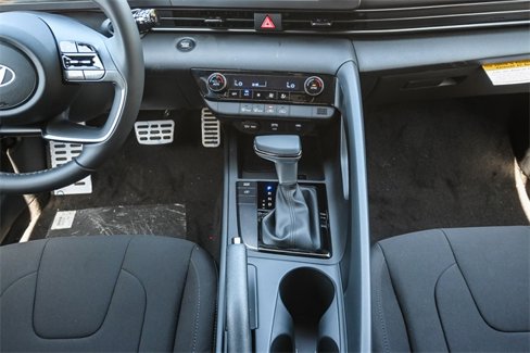 New 2025 Hyundai Elantra Sport image 14