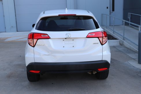 Used 2018 Honda HR-V EX image 12
