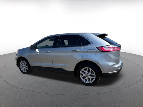 Used 2022 Ford Edge SEL image 10