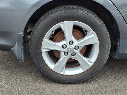 Used 2013 Toyota Corolla LE image 26