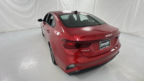 Used 2023 Kia Forte LXS image 5