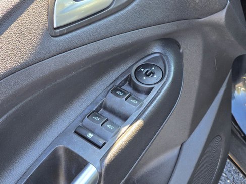 Used 2018 Ford Escape SEL image 20