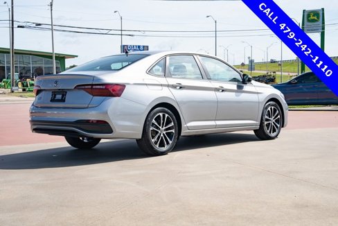 Certified 2023 Volkswagen Jetta Sport image 6