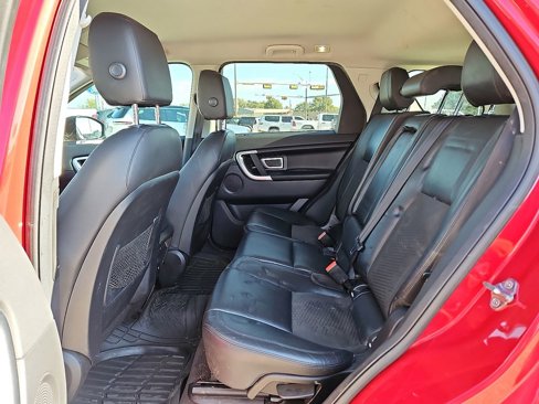 Used 2017 Land Rover Discovery Sport SE image 10